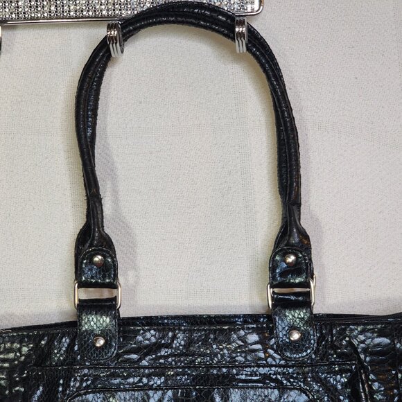 Global New Beginnings Black Faux Snake Double Snap Zip Pockets Large Tote Bag - Picture 6 of 16